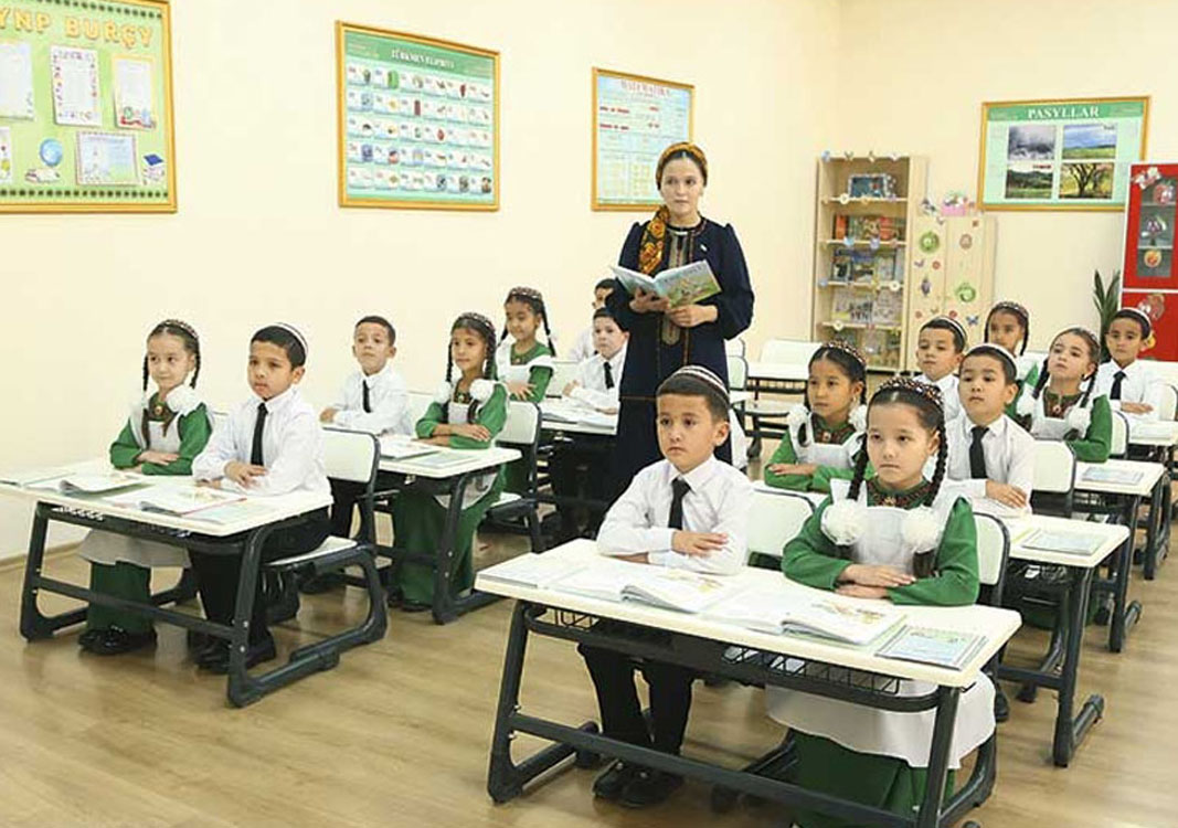 Oka­ma­k we ýaz­ma­k endigini kämilleşdirmek